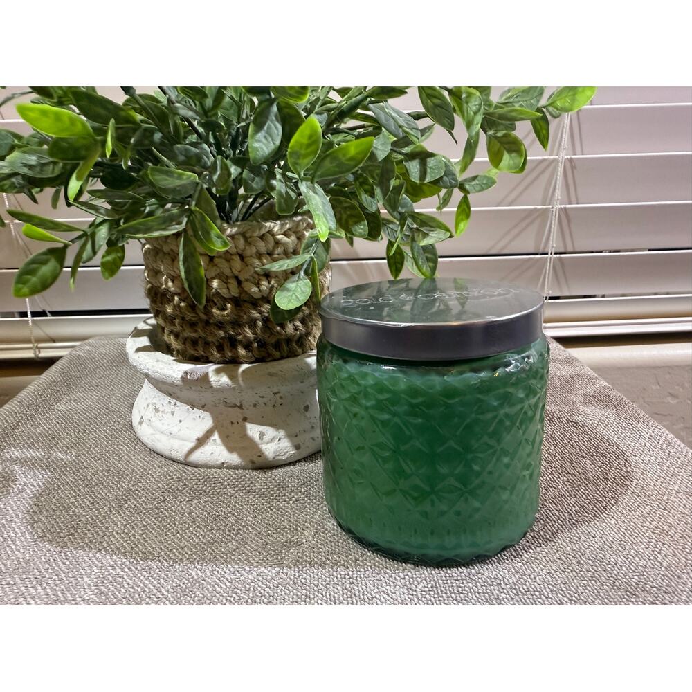 Gold Canyon Candles Med 16oz Sea Shell Highly Scented Candle  Hard to Find